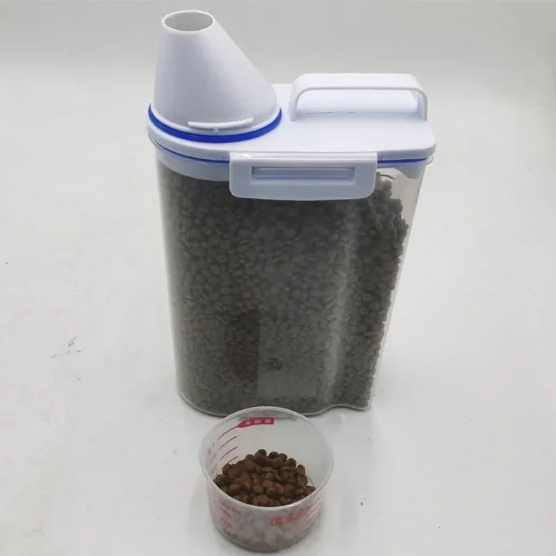 Pawfectly Moisture-Proof Pet Food Storage Pail with Measuring Cup 🐾🥣