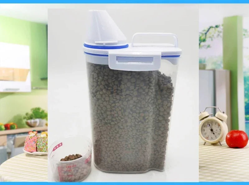 Pawfectly Moisture-Proof Pet Food Storage Pail with Measuring Cup 🐾🥣